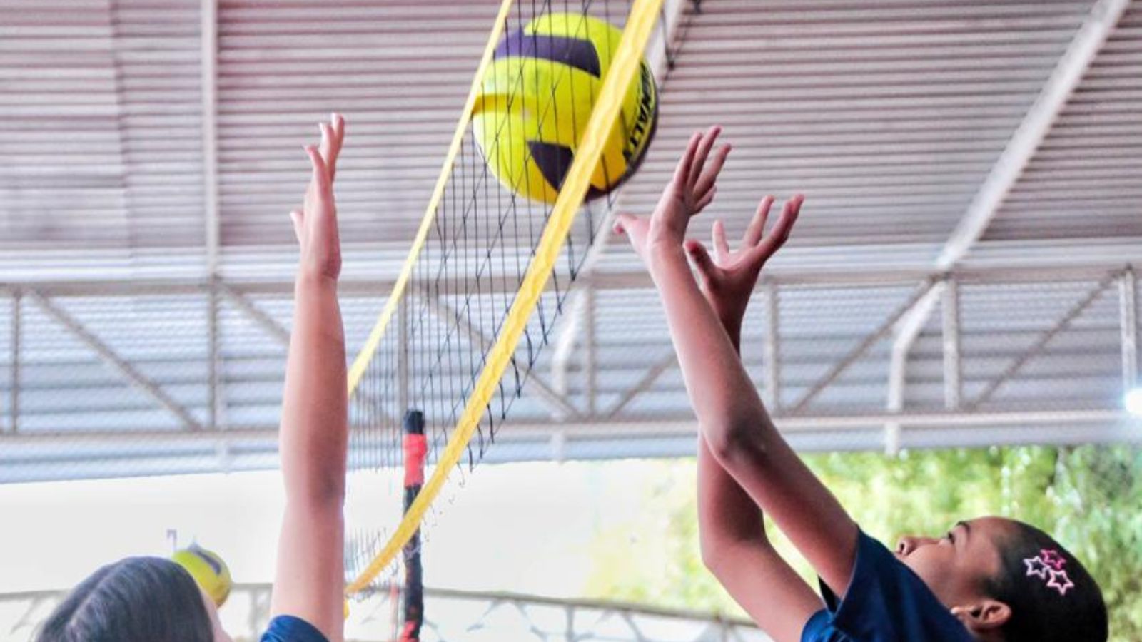 Leia mais sobre o artigo JF Vôlei terá mais de 60 atletas em quadra em fim de semana de competições