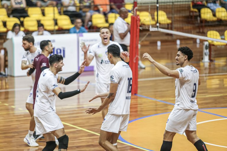 Leia mais sobre o artigo JF Vôlei encerra primeira fase do Campeonato Mineiro com vitória